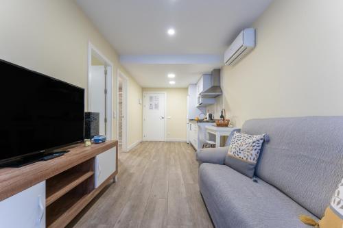 Apartment image 8