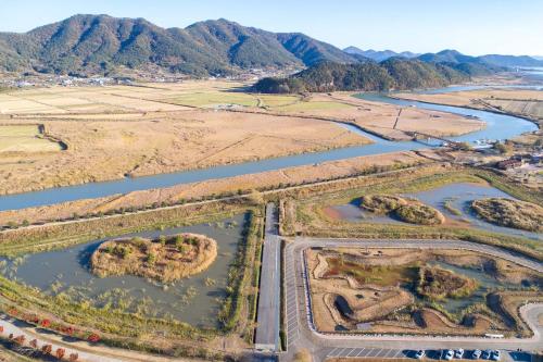 Suncheonbay Reed Field Pension