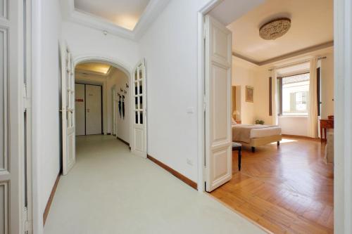 Spanish Steps Family Home by TreasureRome - image 6