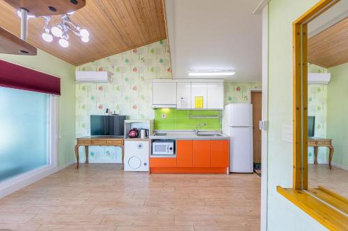 Suncheonbay Reed Forest Pension in Phường Dosa