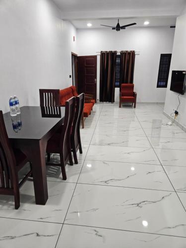 MATHER RAJAGIRI FURNISHED APARTMENTS