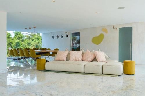 NEW Superb Marítima Golf PH Condo with 2 Pools and Gym in Bucerías, Mexico
