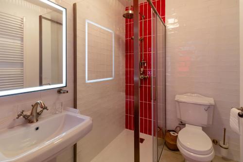 King Room with Mountain View