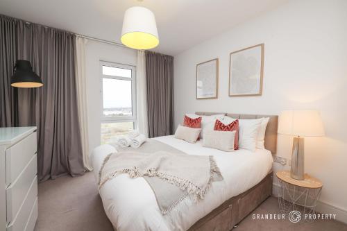 Poole Quay, elegant apt, sleeps 4, Wi-Fi & parking - Carters Quay View