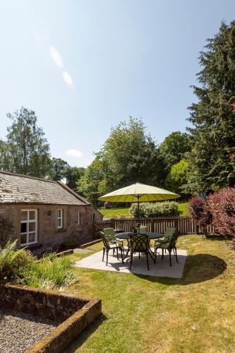 Сад, Drumlanrig Mains Cottage in Торнхілл