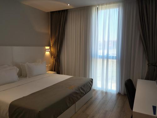 2 twin beds