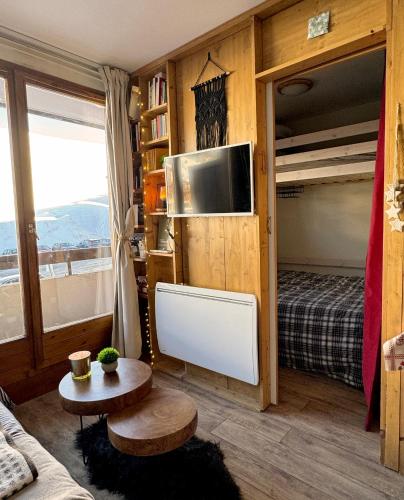 Shared lounge/TV area, Le Cocon des Cimes 2 a 5 pers. in La Plagne