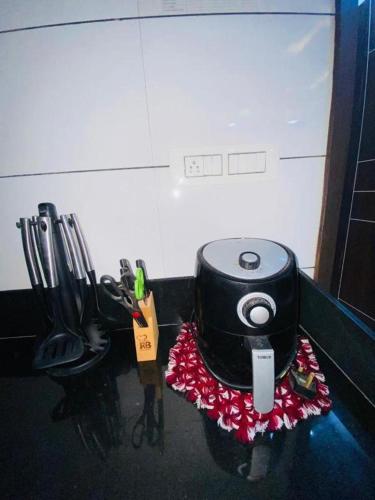 Infinity Penthouse with Pool, Sauna, Gym, Rajkot (foto 4)