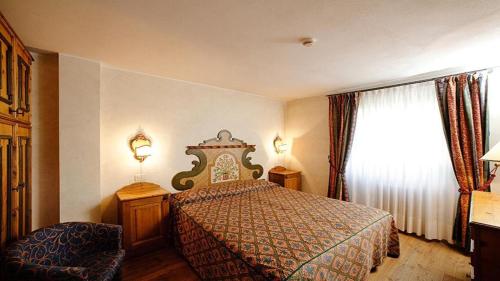 1 double bed, 2 sofa beds
