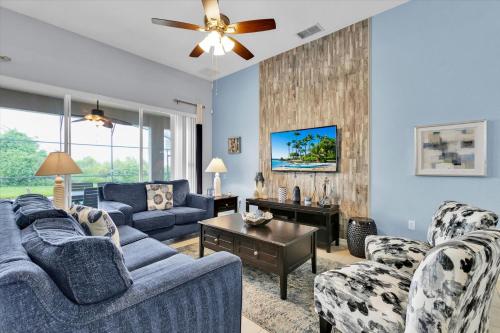 2702 Manesty Lane image