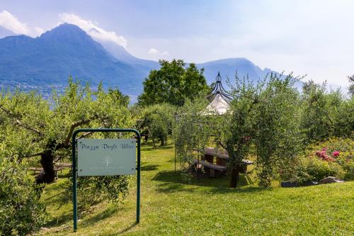 Villa Costanza- private seasonal warm pool, steam room, sauna-Bellagio Village Residence