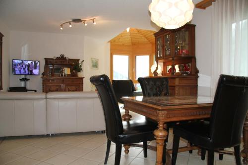 One-Bedroom Apartment (31)