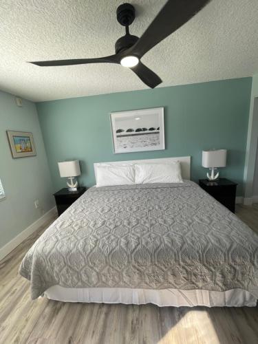 Ocean Village Club B-17 in St. Augustine, USA
