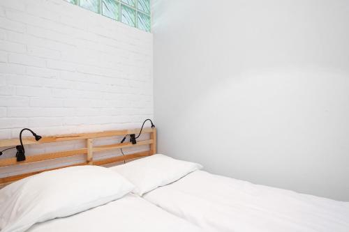 Elegant Apartment Tumskie Ogrody with FREE GARAGE Wrocław by Noclegi Renters, Breslau (Foto 4)