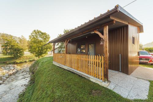 ทัศนียภาพภายนอกโรงแรม, Holiday Homes I&G by the river next to Olimje in ดอบระนา