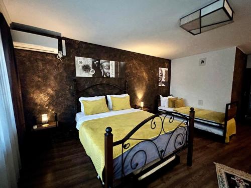 Hotel Fjorr - image 8
