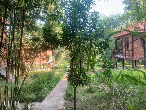 Alrededores, Garden House in Ham Ninh