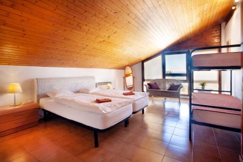 Aaccent Prenafeta Montblanc in Montblanc