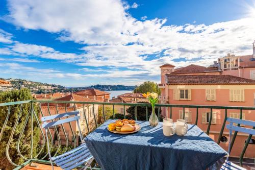 LE PROVENCAL AP4389 By Riviera Holiday Homes - Location saisonnière - Villefranche-sur-Mer