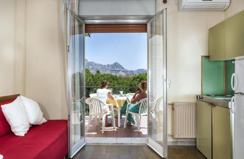 Villa Collina - Tap to explore photos