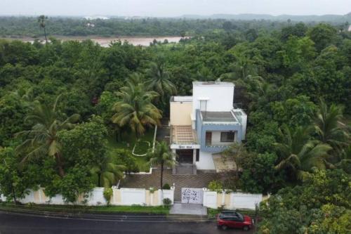 Varunika villa