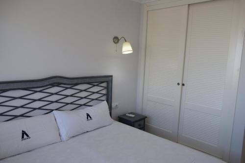 Apartment with Sea View image 8