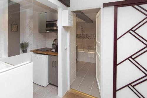 Photo - Luxury Newly Renovated 4 stars Prestige Apartment , Panthéon Area, Central Paris