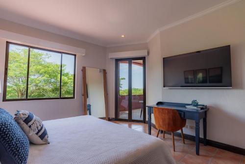 Bougainvillea 6203 Luxury Condo - Reserva Conchal