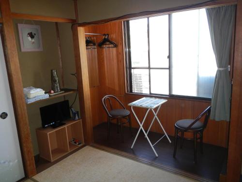 Triple Room image 1