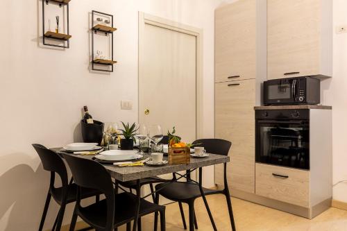餐飲選擇, Appartamento a Figline Valdarno Centro , 2 minuti dalla stazione ! in 菲利內瓦爾達爾諾