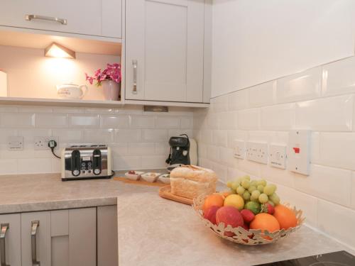 White Rose Apartment - image 2
