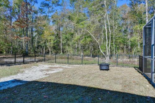 Family-Friendly Ponchatoula Home with Private Pool!