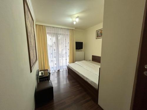 Budget Double Room - Ground Floor