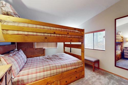 Cozy Tahoe Donner Retreat – Truckee, CA
