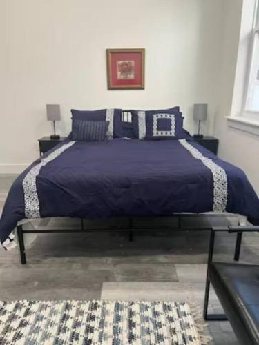 Charming Apt\Sleeps 3\1717 Apt 3