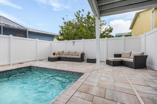 258 Ostego Lazy Lobster Manor home, Fort Myers Beach