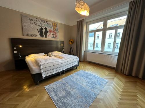 Superior Double or Twin Room image 6