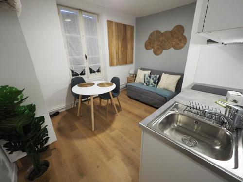 8 appartements - studio - F2 - WIFI gratuit - Location saisonnière - Gien