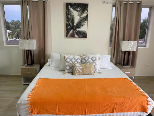 1 king bed, 3 sofa beds