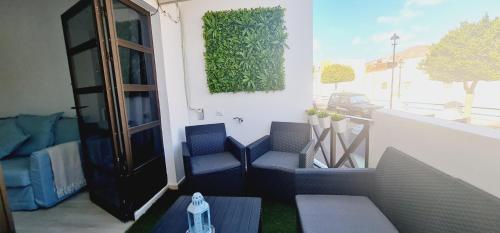 ระเบียง/ชานเรือน, Apartamento Playitas Salema in ลาสปลายิตาส
