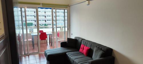  5 min walk from Yumbo 310 in Playa del Ingles