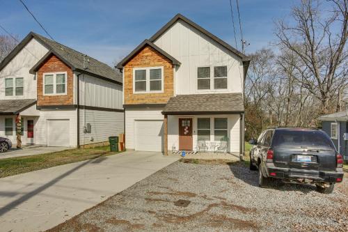 Pet-Friendly Gallatin Home with Deck, 1 Mi to Town! photo 2