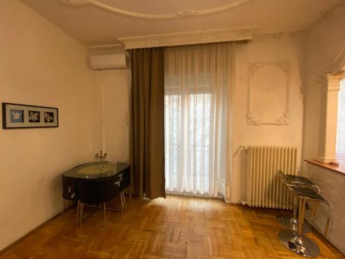 HearT of the city 2 bedrooms, living rooms, bathrooms, with AC, Budapeszt (zdjęcie 10)