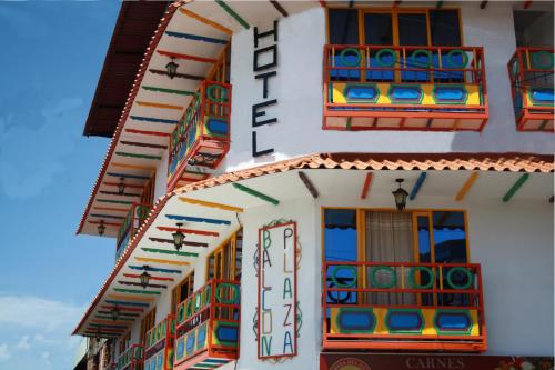 . Hotel Balcón Plaza