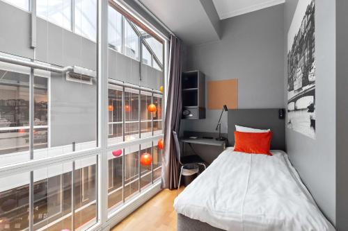 1 twin bed