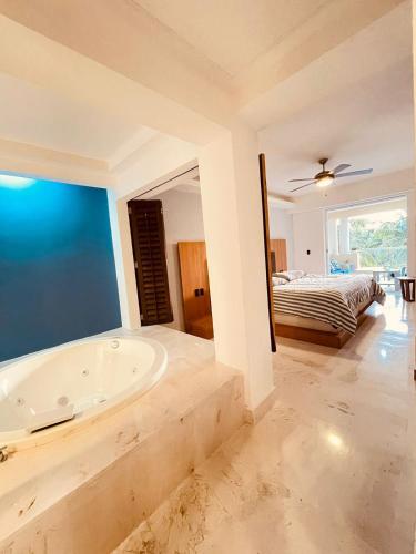 Bahia Petempich condo #314 in Puerto Morelos, Mexico