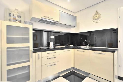 Luxury Apartment Split, Split (photo 8)