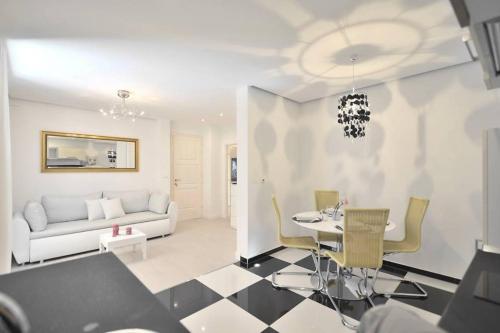 Luxury Apartment Split, Split (photo 4)