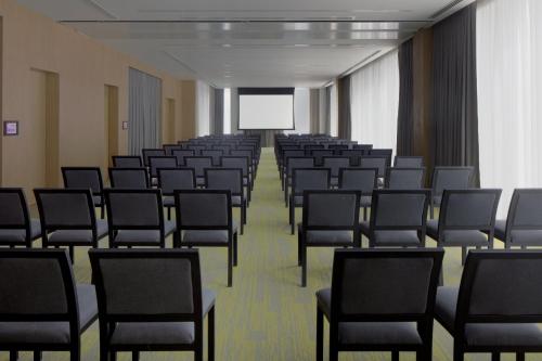 Holiday Inn Dubai Business Bay by IHG, Dubaj (fotografie 8)