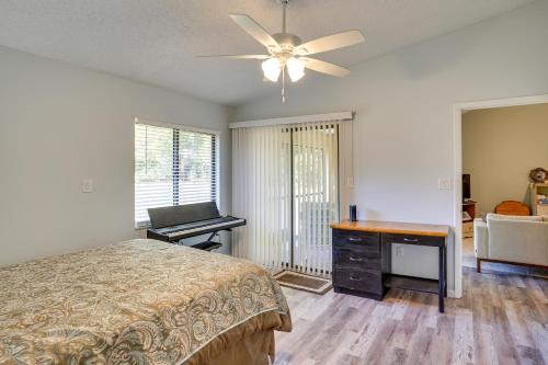 Pet-Friendly Lakeland Condo with Screened Porch! Pet-Friendly Lakeland Condo with Screened Porch!